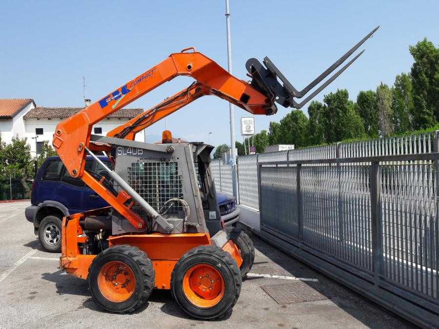 Fiat kobelco sl40b